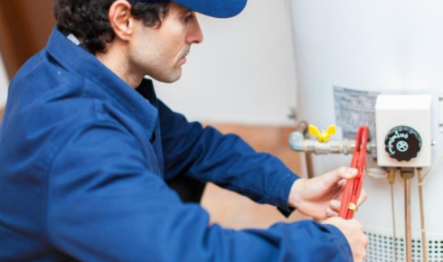 What benefit is there in asking the plumber to show which tap connects to which bathroom or kitchen line